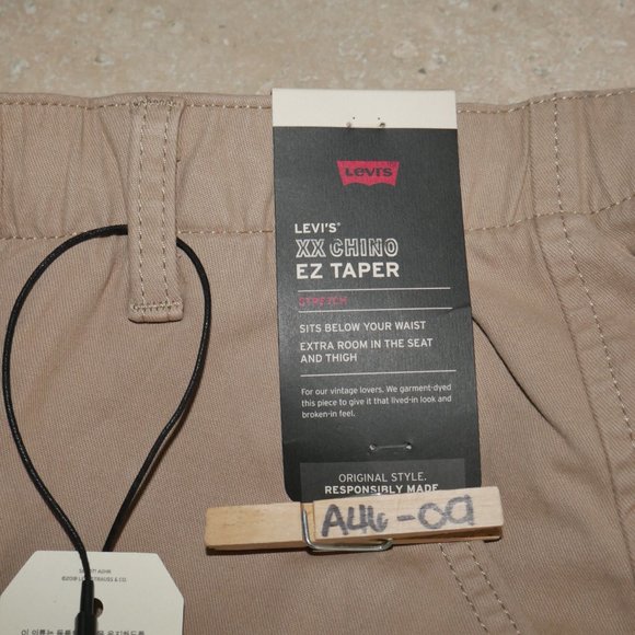 Levis XX Chino EZ Taper Relaxed Fit Pants Mens Size L Vintage Khaki Tan Beige - Picture 12 of 15